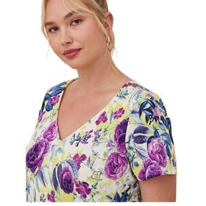 Torrid Floral Cropped Top Size 3X